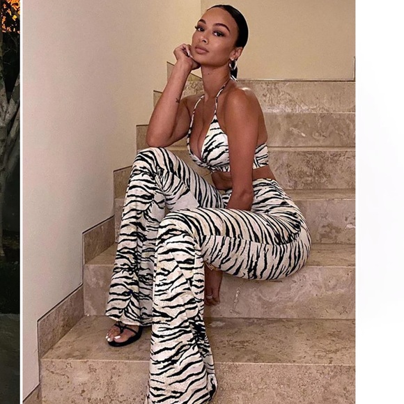 Fashion Nova Zebra Halter Set - Picture 2 of 7